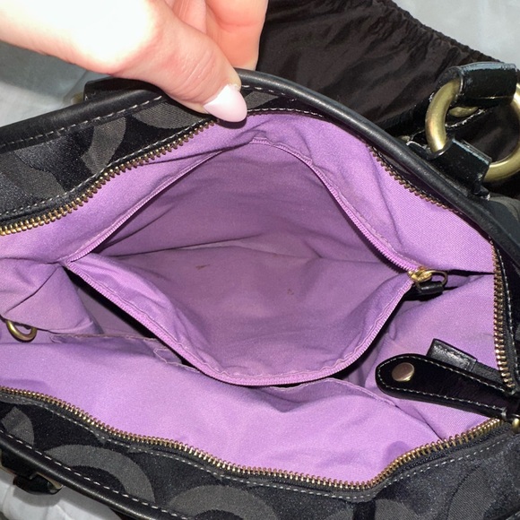 Coach Black Shoulder Bag with Textured Design - Picture 10 of 13